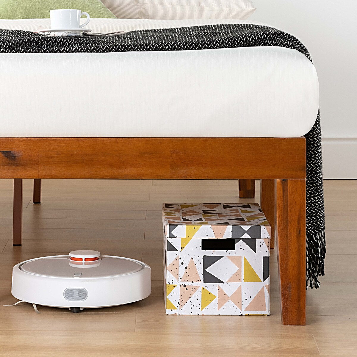 16 Inch Classic Solid Wood Platform Bed Frame in Multiple Finishes