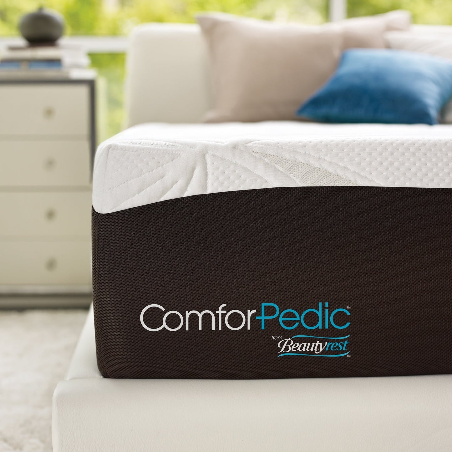 ComforPedic from Beautyrest Choose Your Comfort 14-inch Gel Memory Foam Mattress