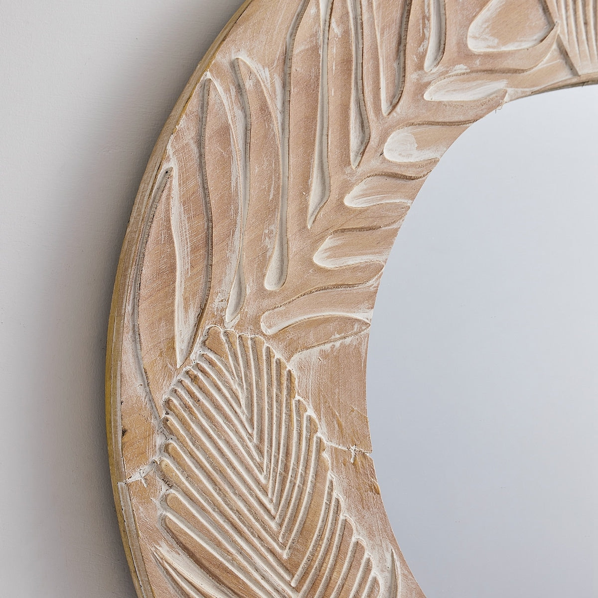 Farmhouse Carved Wood Round Wall Mirror - 28 x 28