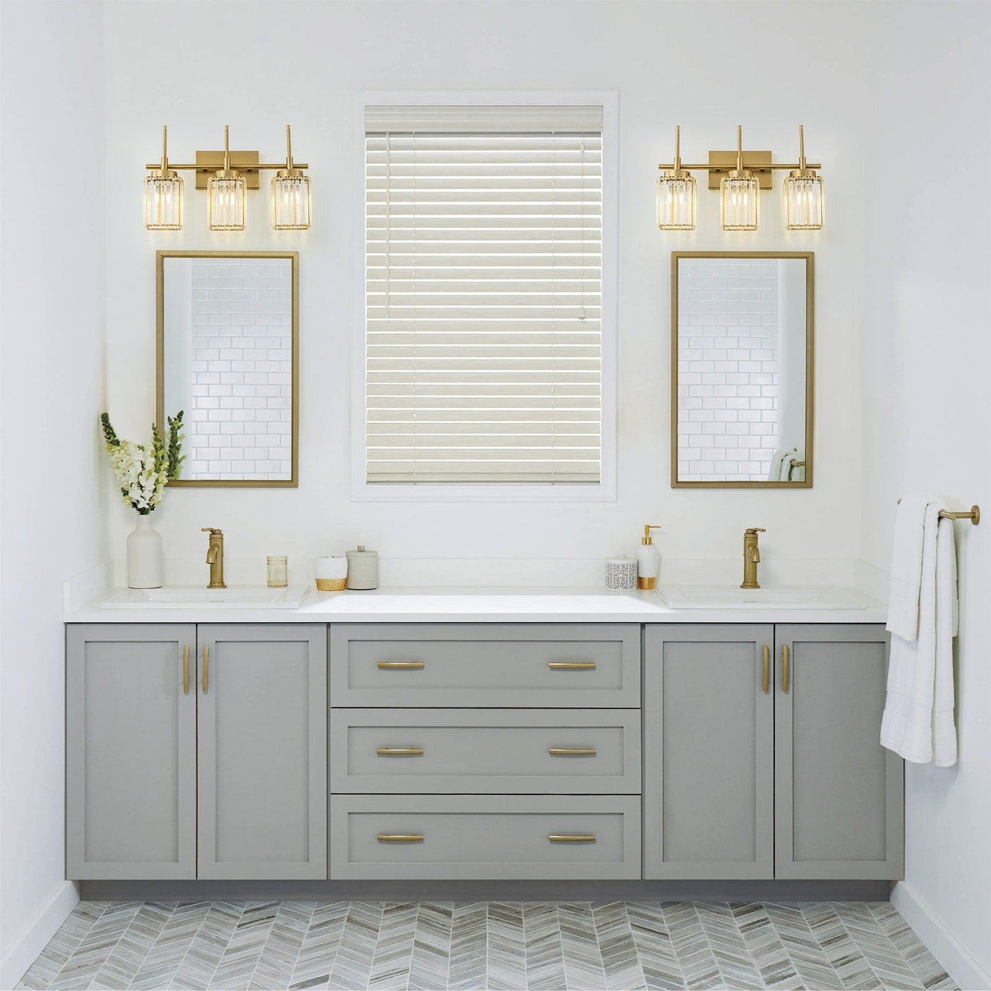 Modern Gold Dimmable Wall Light Glam Cylinder Bathroom Crystal Vanity Light Wall Sconces