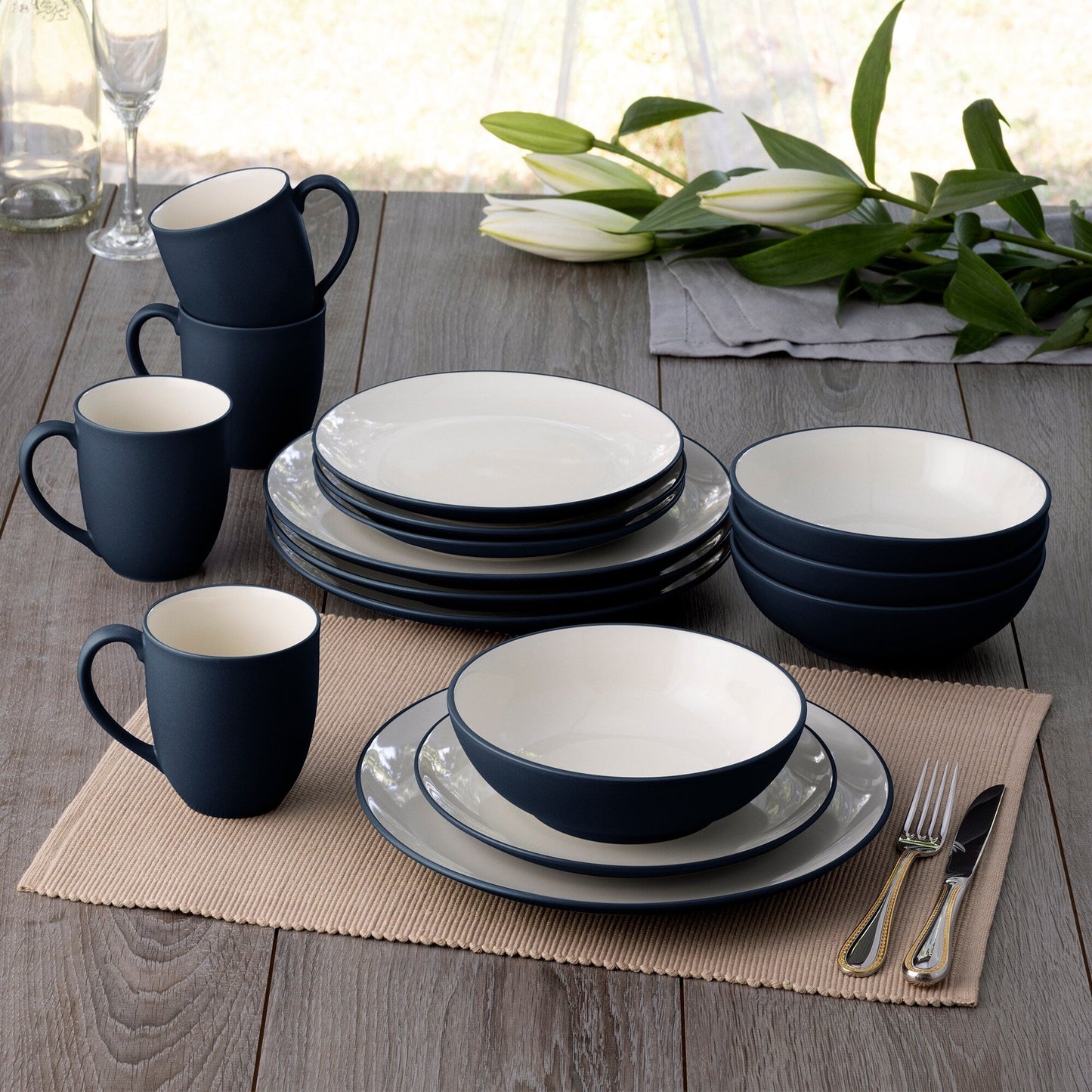 Noritake Colorwave 16-Piece Coupe Dinnerware Set, Service For 4